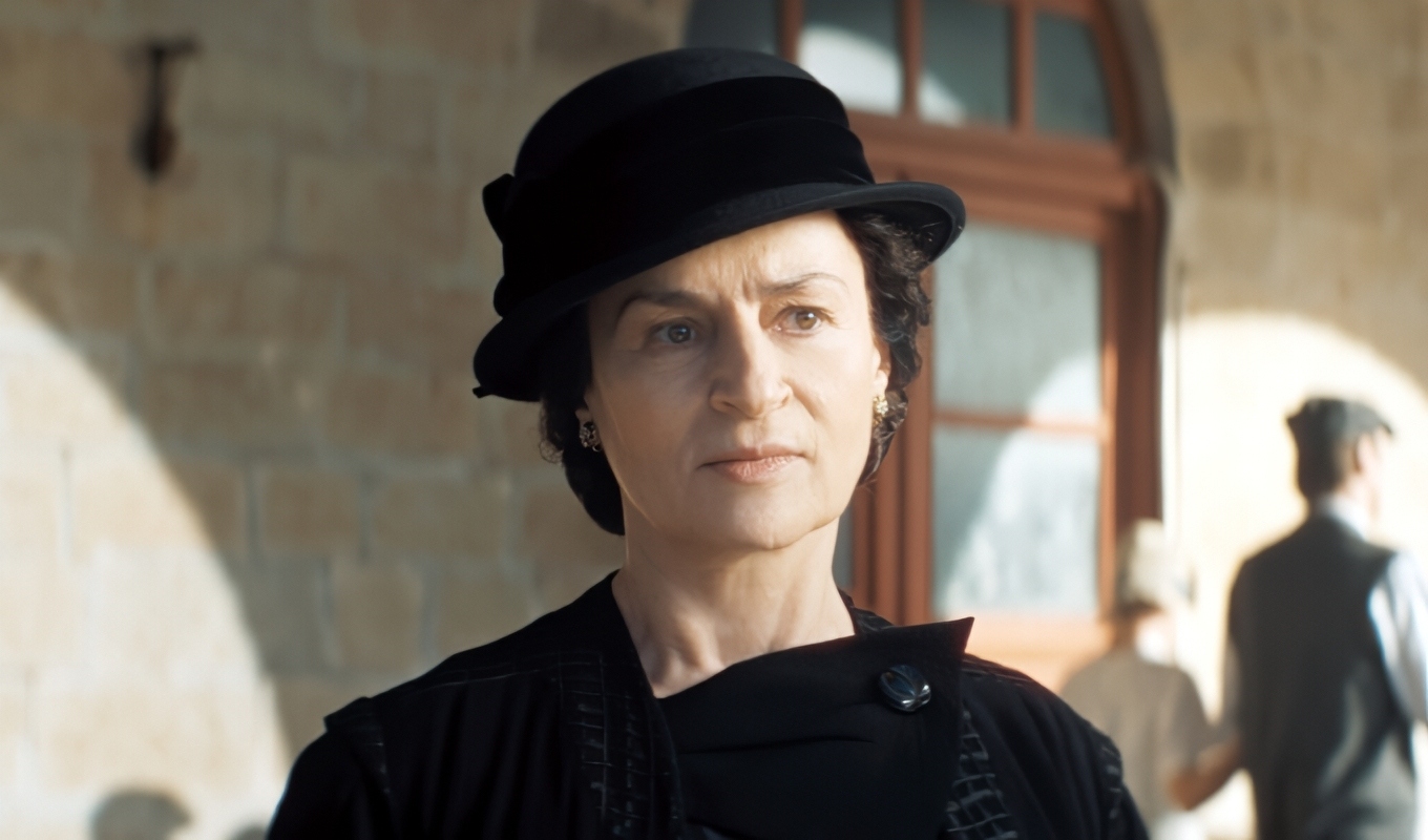 Η Μεγάλη Χίμαιρα: Ποια είναι η Ρεΐζενα και γιατί ξεχωρίζει από το πρώτο επεισόδιο